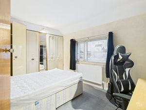 Photo 17- click for photo gallery